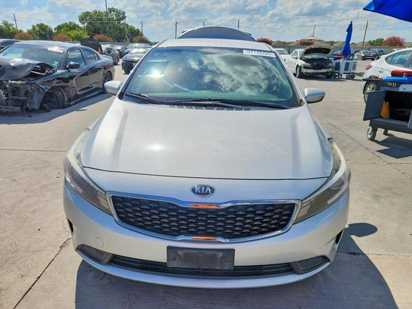 2017 KIA FORTE