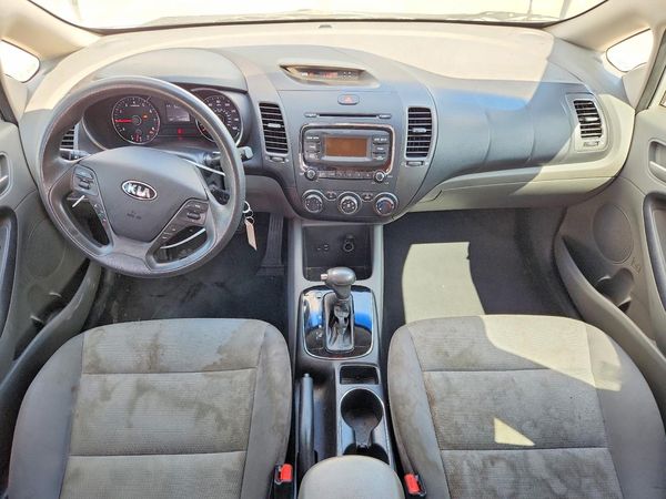 2017 KIA FORTE