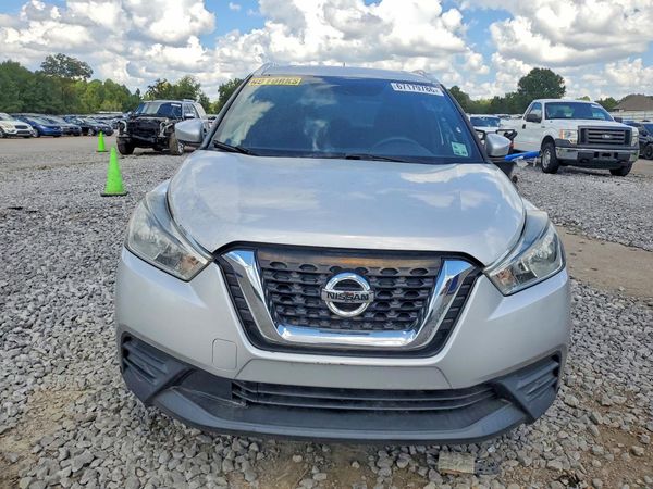 2018 NISSAN KICKS