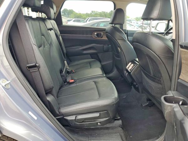 2022 KIA SORENTO