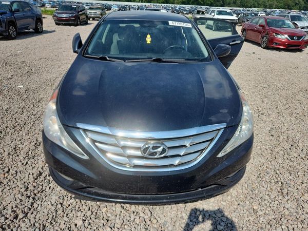 2012 HYUNDAI SONATA Middle level