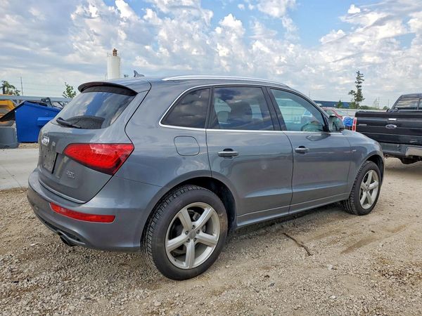 2017 AUDI Q5 quattro Premium Plus