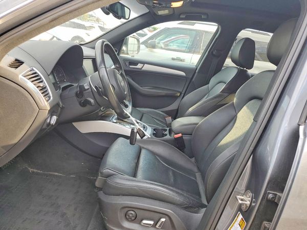2017 AUDI Q5 quattro Premium Plus