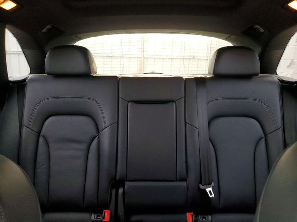 2017 AUDI Q5 quattro Premium Plus