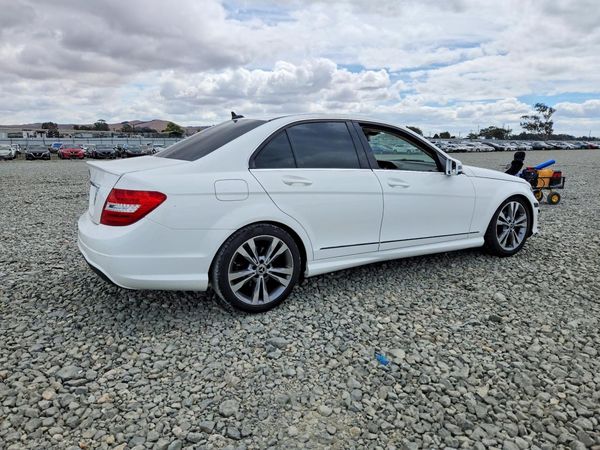 2014 MERCEDES-BENZ C C250
