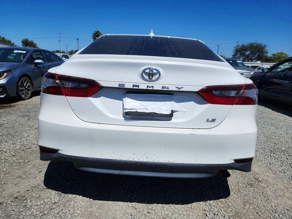 2022 TOYOTA CAMRY LE