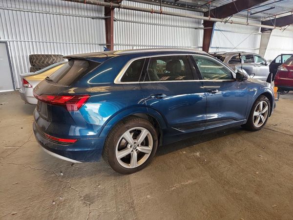2019 AUDI E-TRON