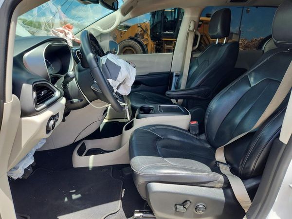 2022 CHRYSLER PACIFICA