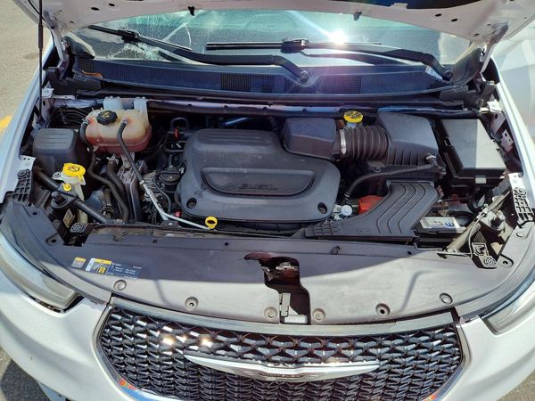 2022 CHRYSLER PACIFICA