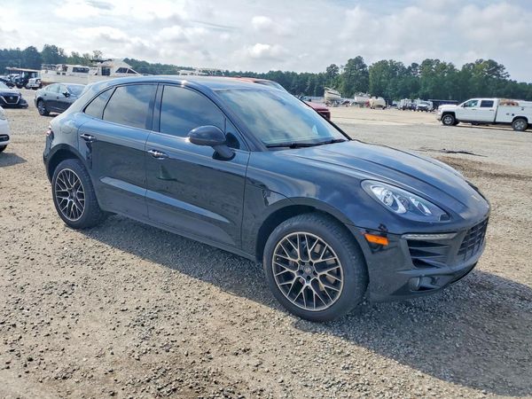 2018 PORSCHE MACAN Macan S
