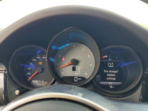 2018 PORSCHE MACAN Macan S