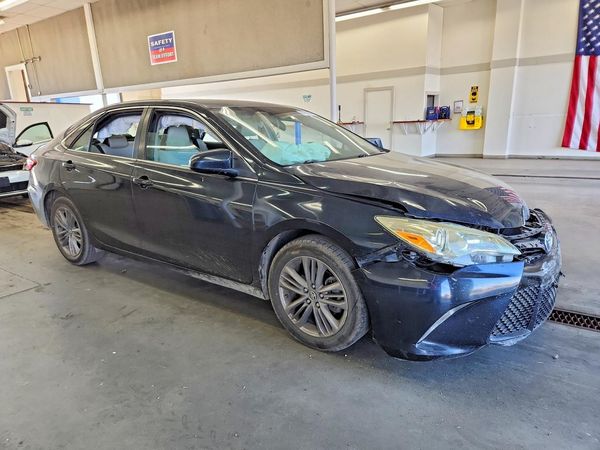 2016 TOYOTA CAMRY