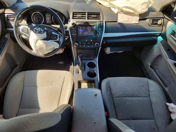 2016 TOYOTA CAMRY