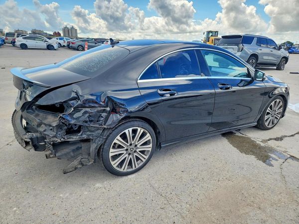 2018 MERCEDES-BENZ CLA CLA250-4M