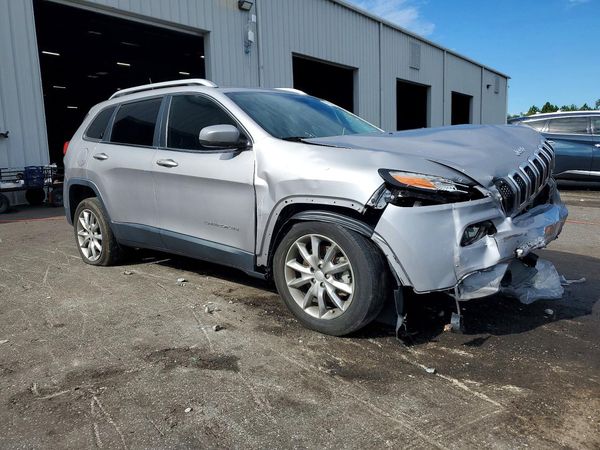 2017 JEEP CHEROKEE Limited — Passenger 3/4