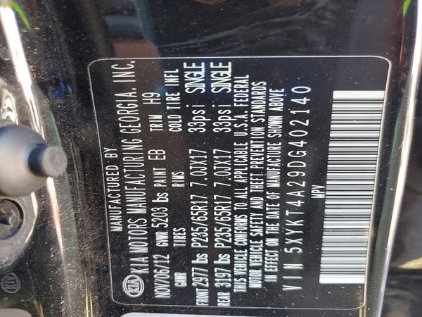 2013 KIA SORENTO Base / LX