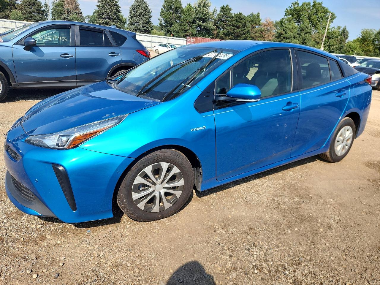2020 TOYOTA PRIUS — Front 3/4