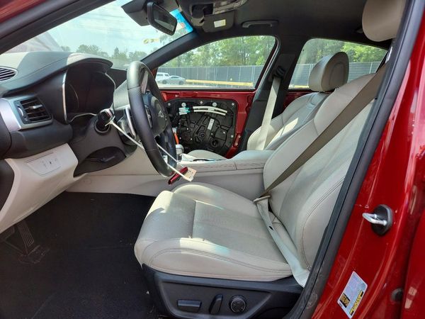2023 GENESIS G70