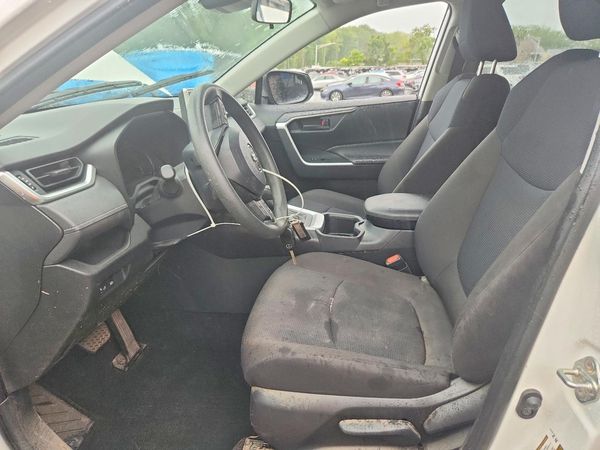 2025 TOYOTA RAV4 LE — DENT