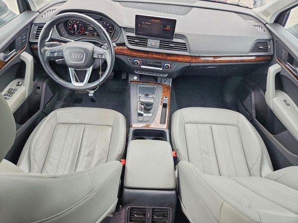 2018 AUDI Q5 quattro Premium Plus