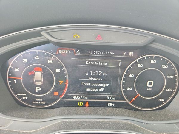 2018 AUDI Q5 quattro Premium Plus