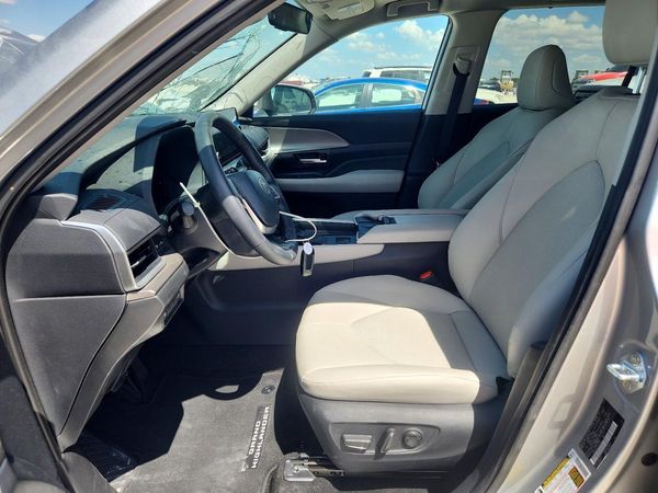2026 TOYOTA GRAND HIGHLANDER