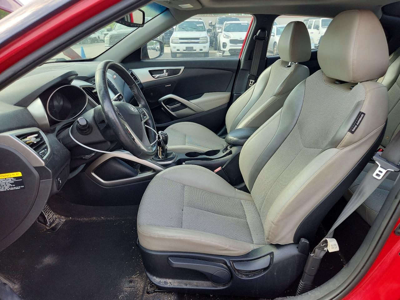 2013 HYUNDAI VELOSTER