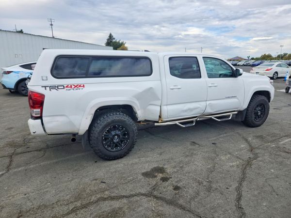 2017 TOYOTA TACOMA
