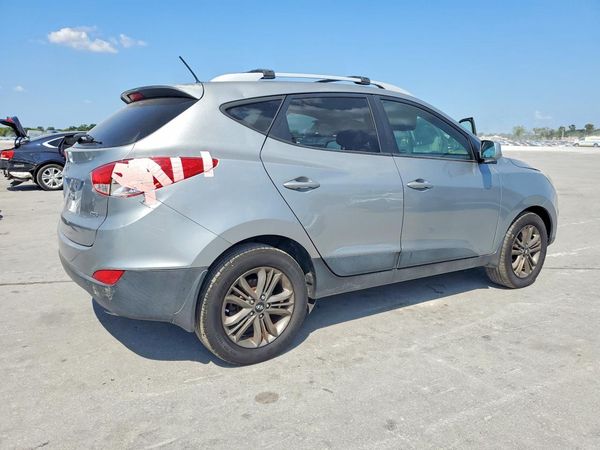 2015 HYUNDAI TUCSON GLS (Middle)
