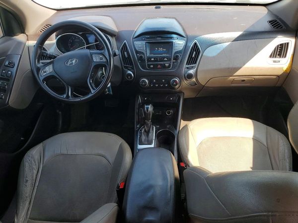 2015 HYUNDAI TUCSON GLS (Middle)