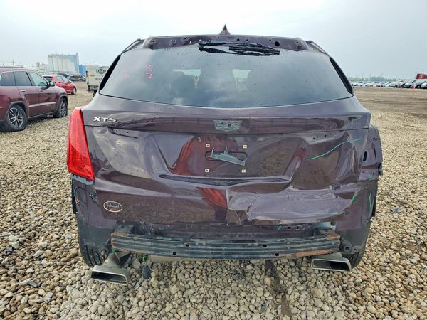 2018 CADILLAC XT5