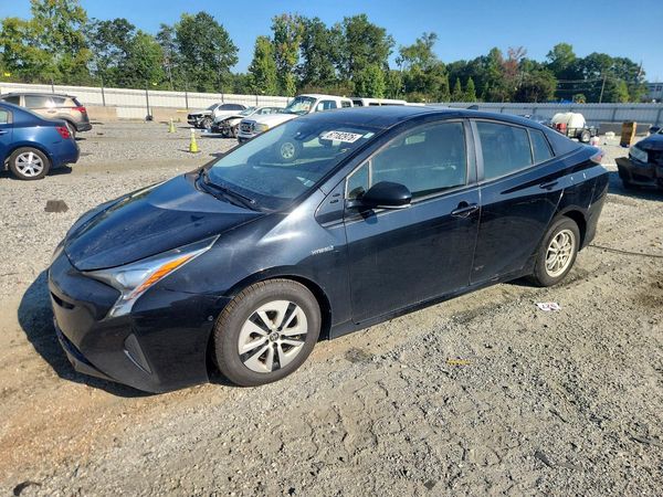 2018 TOYOTA PRIUS