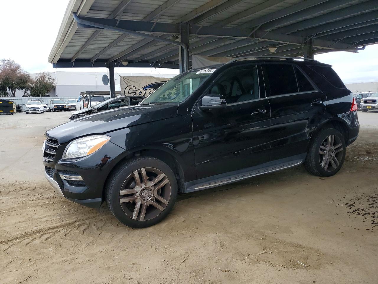2015 MERCEDES-BENZ ML ML350 — Front 3/4