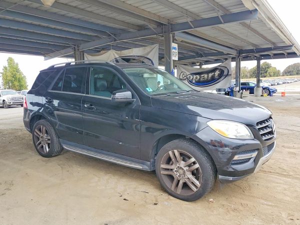 2015 MERCEDES-BENZ ML ML350 — Passenger 3/4