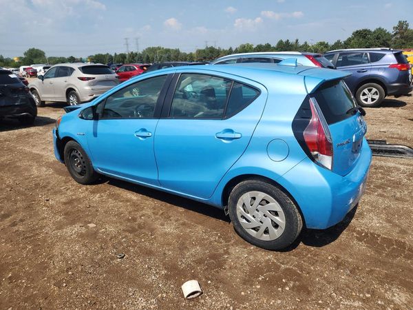 2016 TOYOTA PRIUS C ON