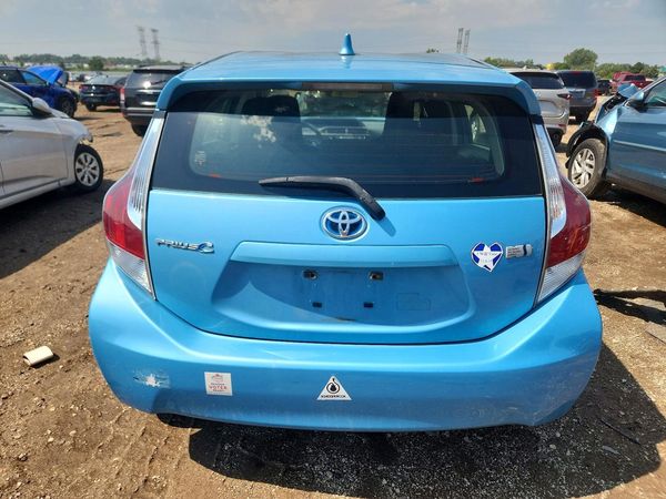 2016 TOYOTA PRIUS C ON
