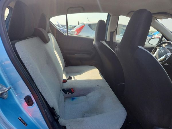 2016 TOYOTA PRIUS C ON