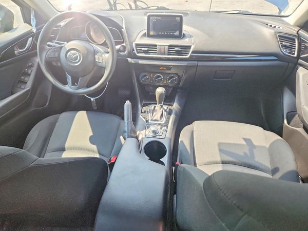 2016 MAZDA 3