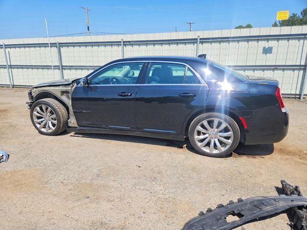2020 CHRYSLER 300