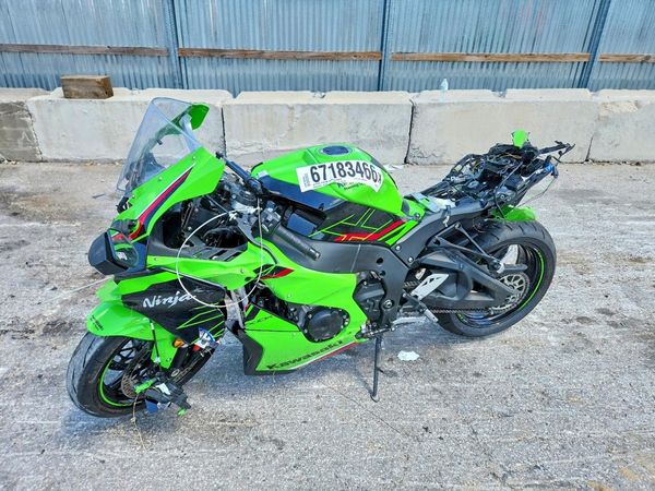 2024 KAWASAKI ZX1002 M
