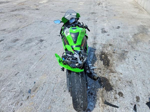 2024 KAWASAKI ZX1002 M