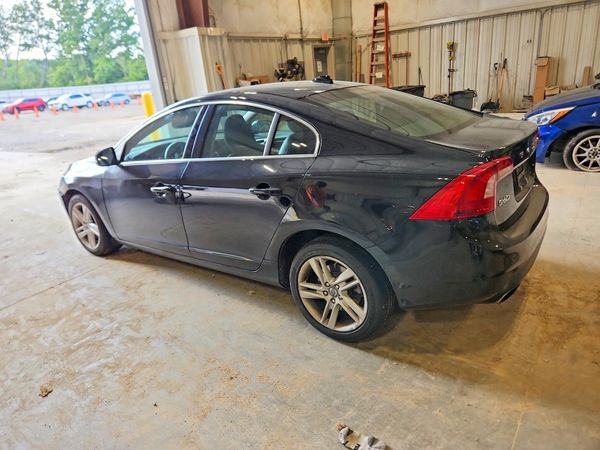 2015 VOLVO S60 Premier+ (non R design)