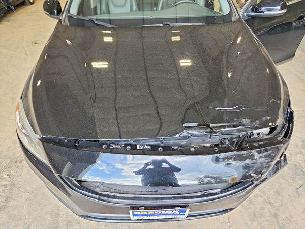 2015 VOLVO S60 Premier+ (non R design)