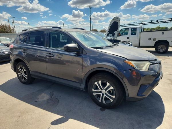 2017 TOYOTA RAV4 LE