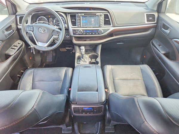 2016 TOYOTA HIGHLANDER Base/Hybrid