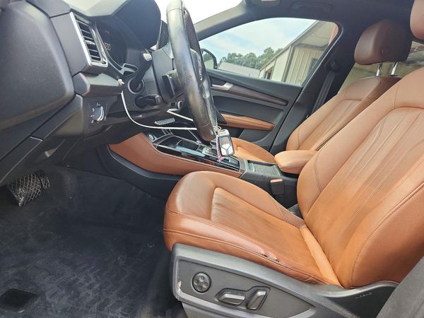 2021 AUDI Q5