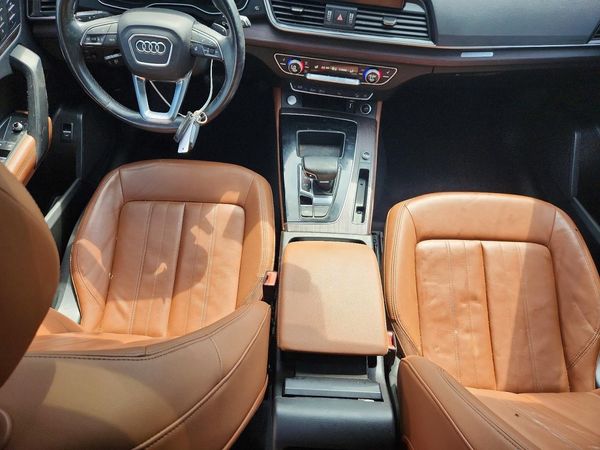 2021 AUDI Q5