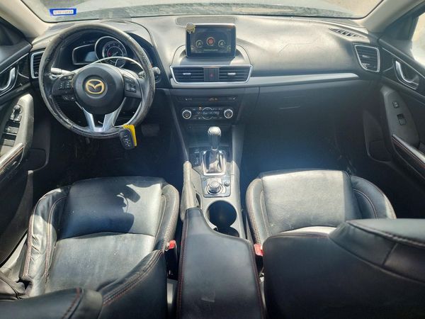 2015 MAZDA 3 Touring/GS