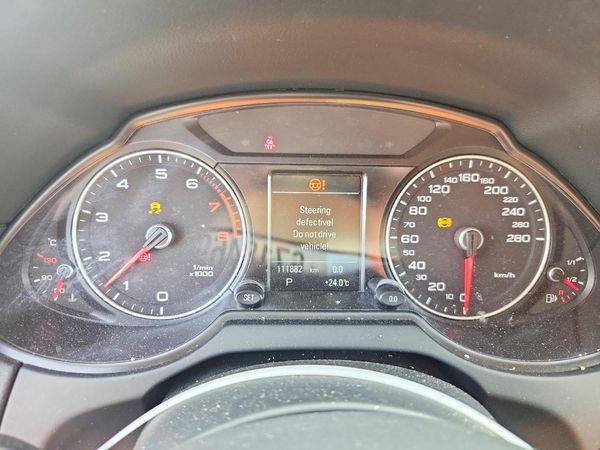 2016 AUDI Q5 quattro Premium Plus
