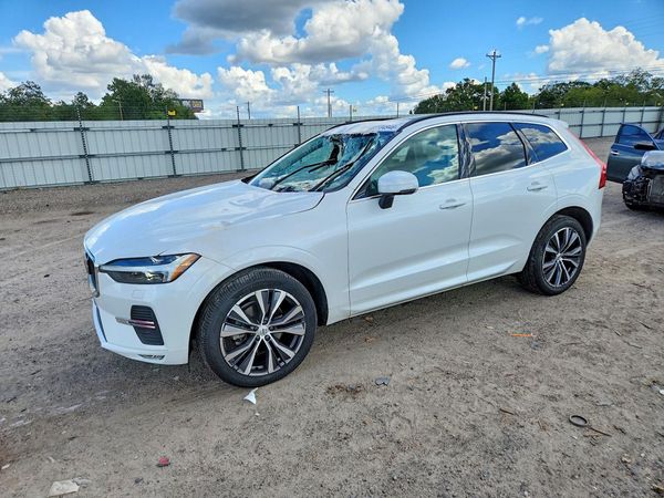 2022 VOLVO XC60 Momentum (excl S60)